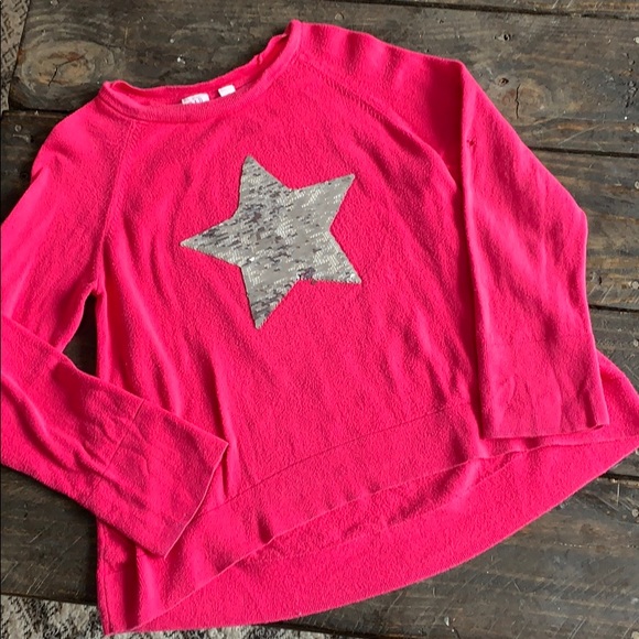 3/$27 GAP flippy sequin sweater ⭐️ - Picture 2 of 5